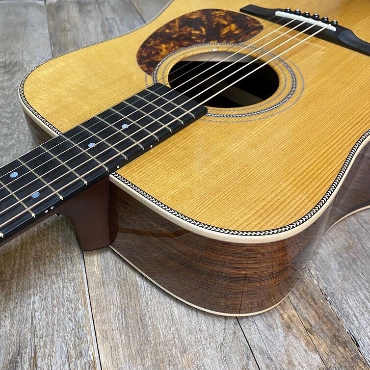 Dreadnought SG-152-V