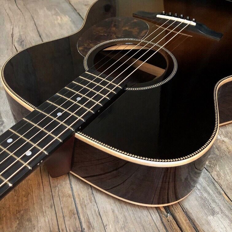OM Hybride SG-51-BV (Tobacco Burst)